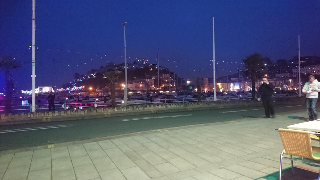 托基 劳斯伍德宾馆酒店 外观 照片